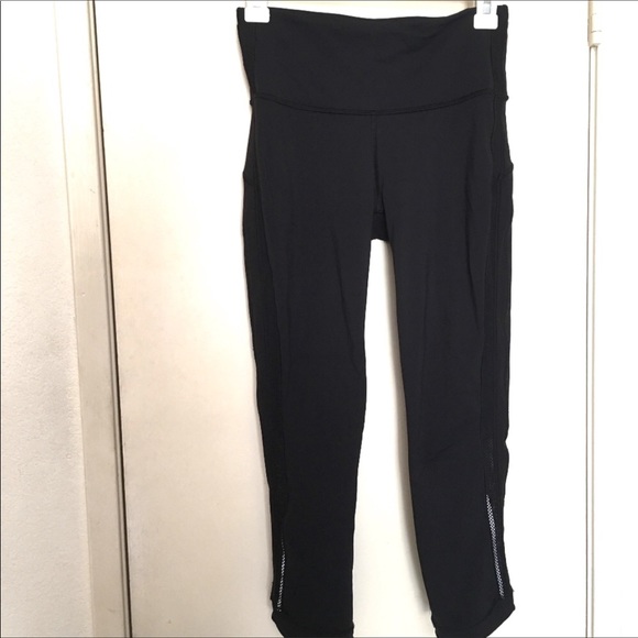 Lululemon Crops Black Mess - Picture 1 of 5